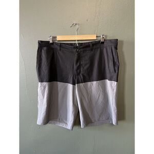 Nike Golf Mens Black Gray Chino Golf Shorts Dri-Fit Size 36